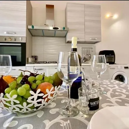 شقة Casa Martina أفولا