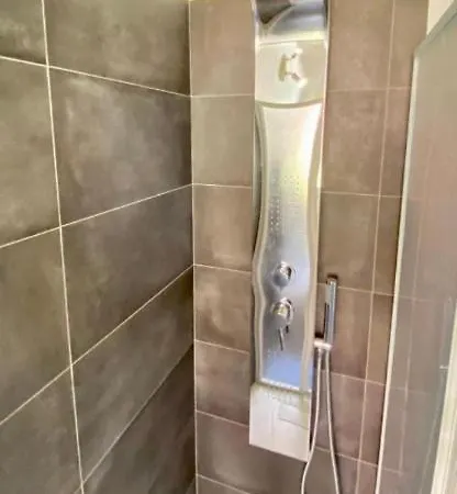 Casa Martina أفولا